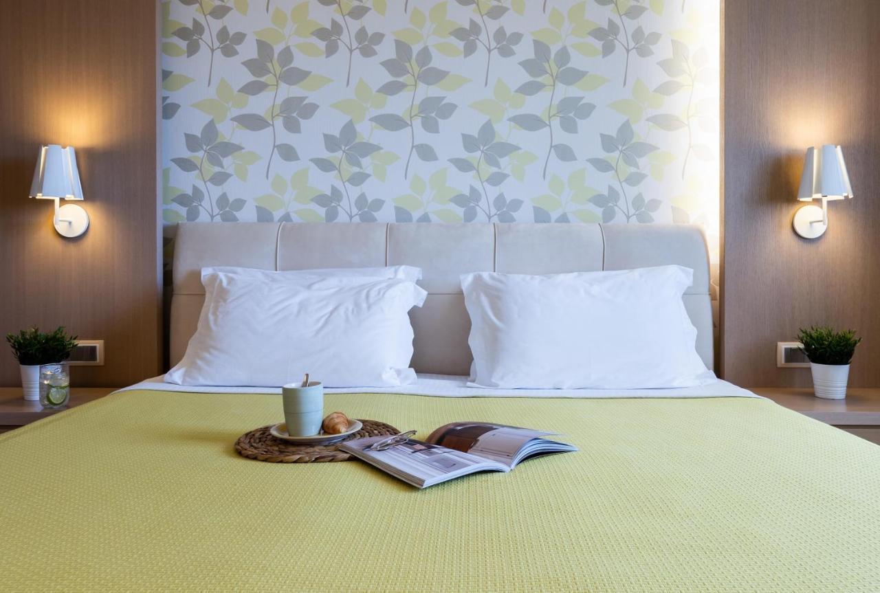Princess Kyniska Suites Plitra Bagian luar foto