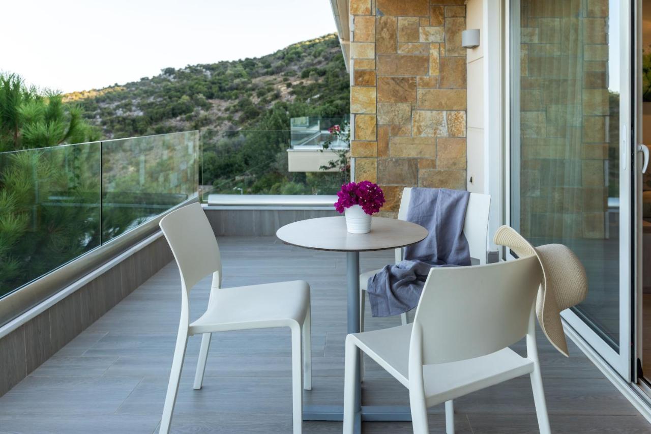Princess Kyniska Suites Plitra Bagian luar foto