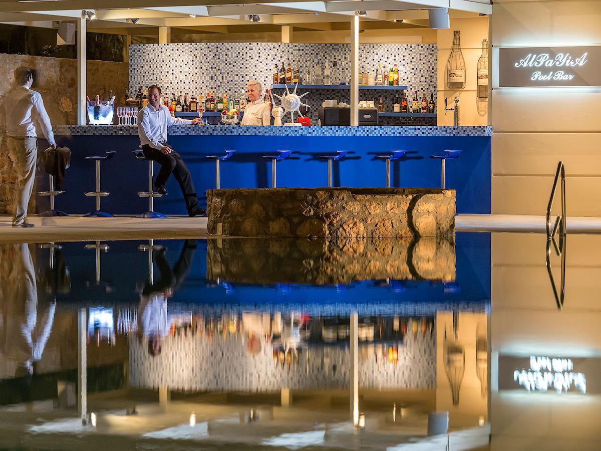 Princess Kyniska Suites Plitra Bagian luar foto